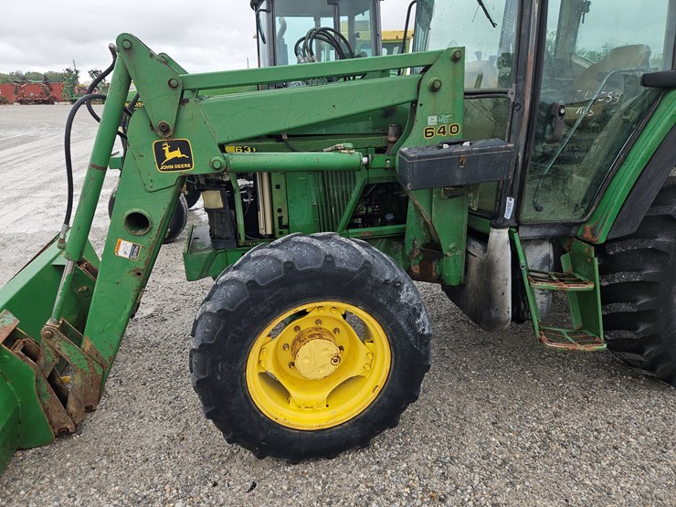 john-deere-6310-image-7