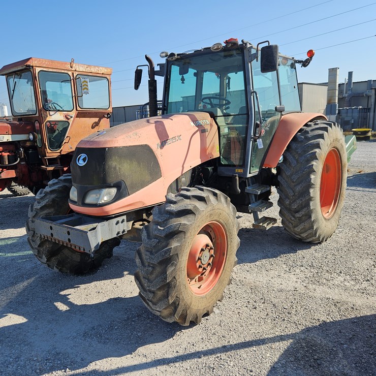 KUBOTA M126X