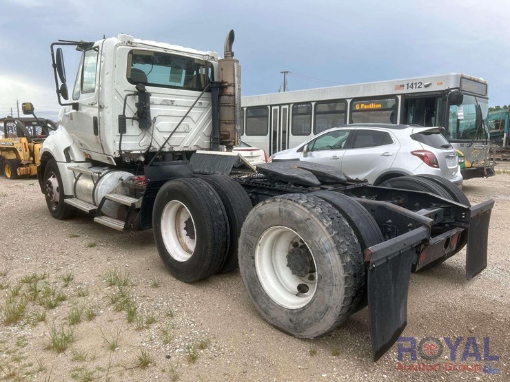 2012-international-prostar-image-4