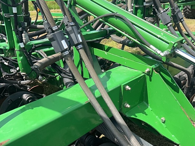 john-deere-1890-image-40
