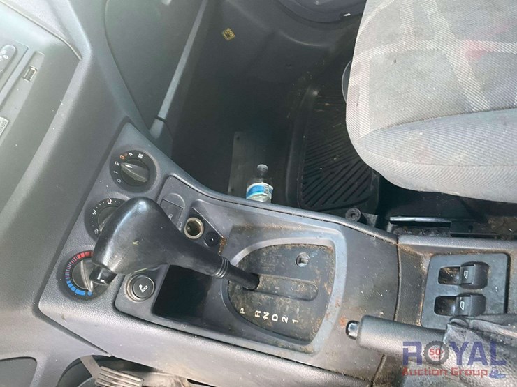 2012-ford-transit-connect-image-15