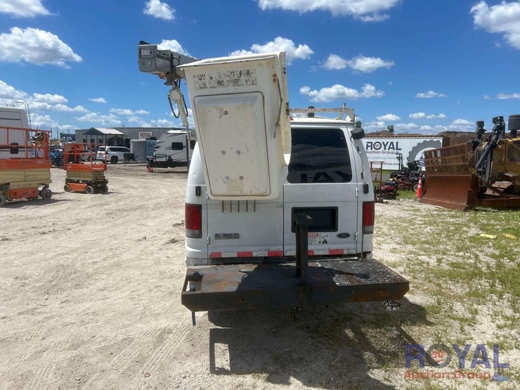 2008-ford-e350-image-21