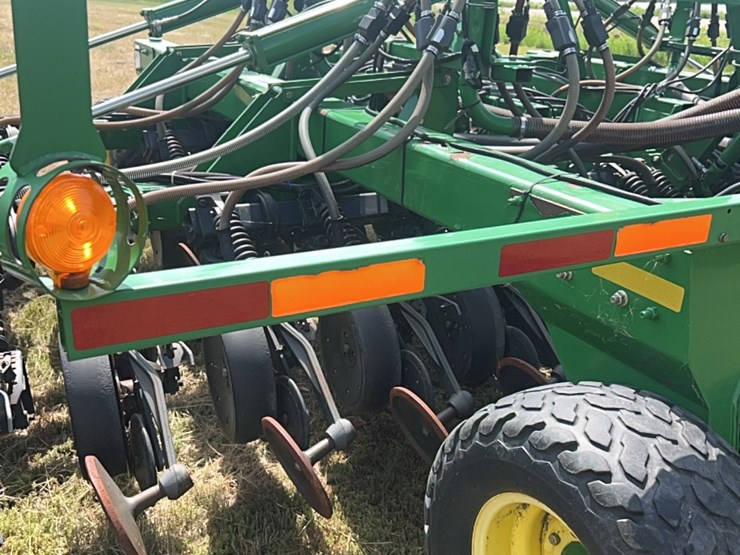 john-deere-1890-image-79