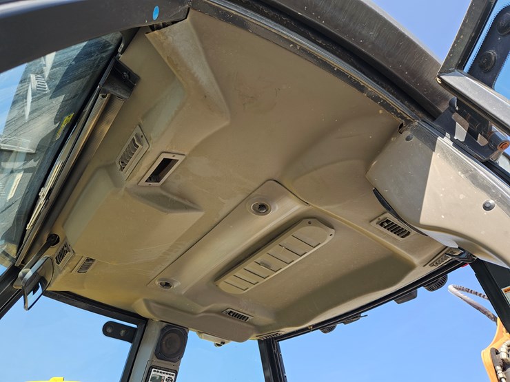 2016-case-590sn-image-8