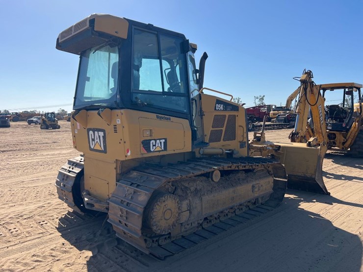 2015-caterpillar-d5k2-lgp-image-4