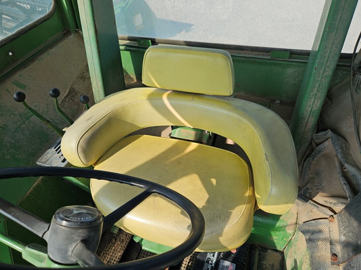 1971-john-deere-4320-image-14