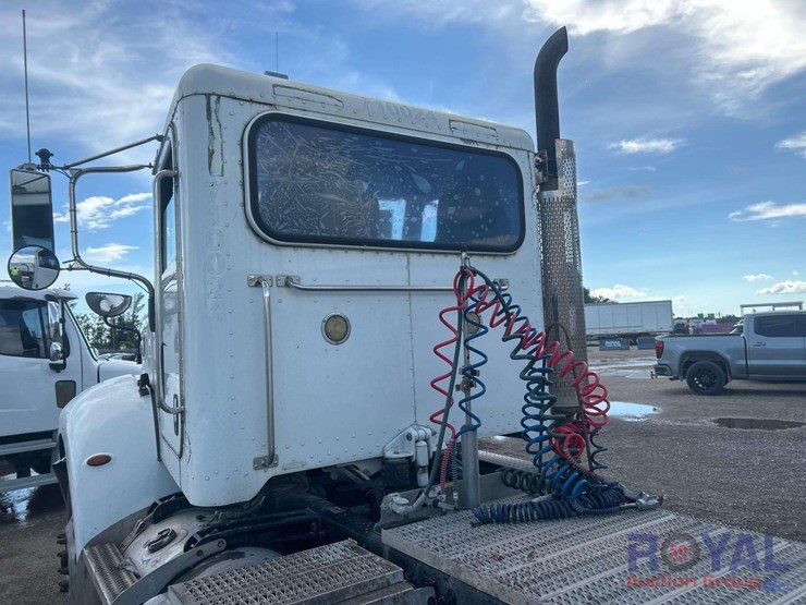 2012-peterbilt-382-image-20