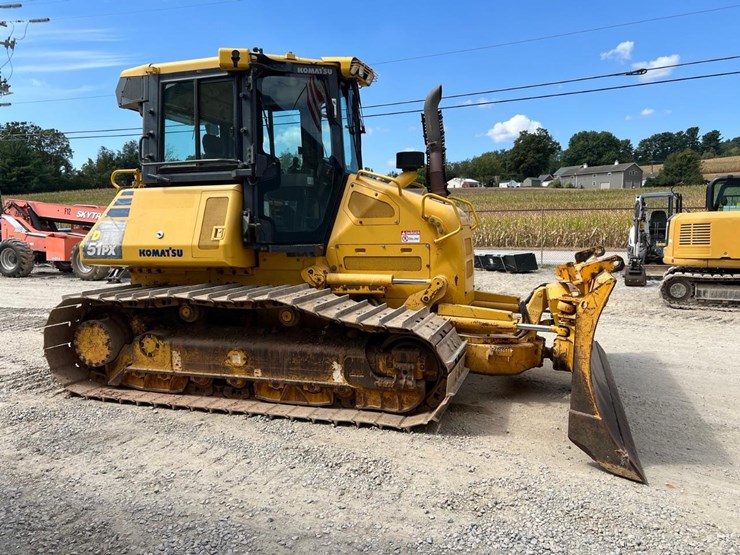 2017-komatsu-d51px-24-image-6