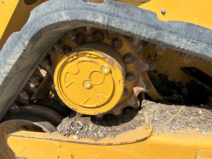 caterpillar-259d-image-12