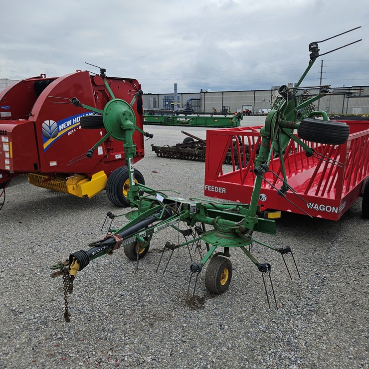 2005 JOHN DEERE 756