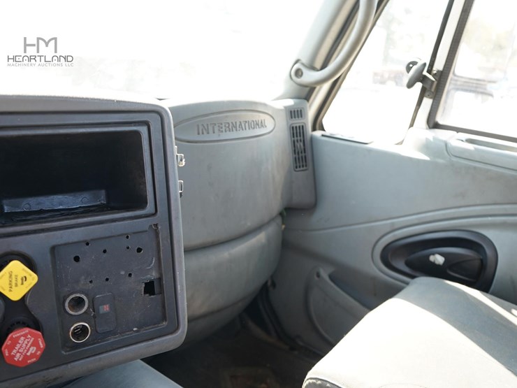 2007-international-transtar-8600-image-15