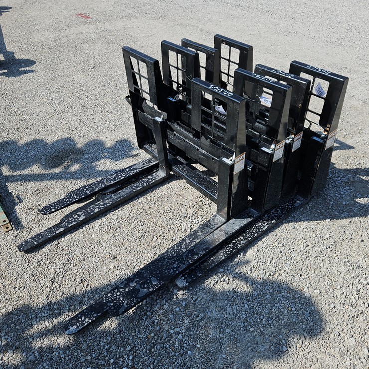 #203167 • New WT Pallet Forks
