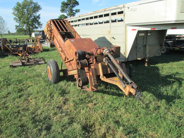 #29505-•-bermuda-king-8320-sprig-harvester-4167-image-2