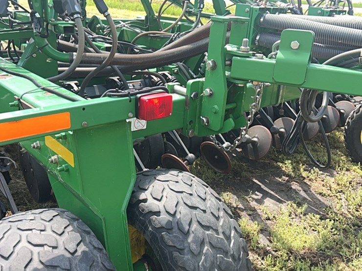 john-deere-1890-image-82