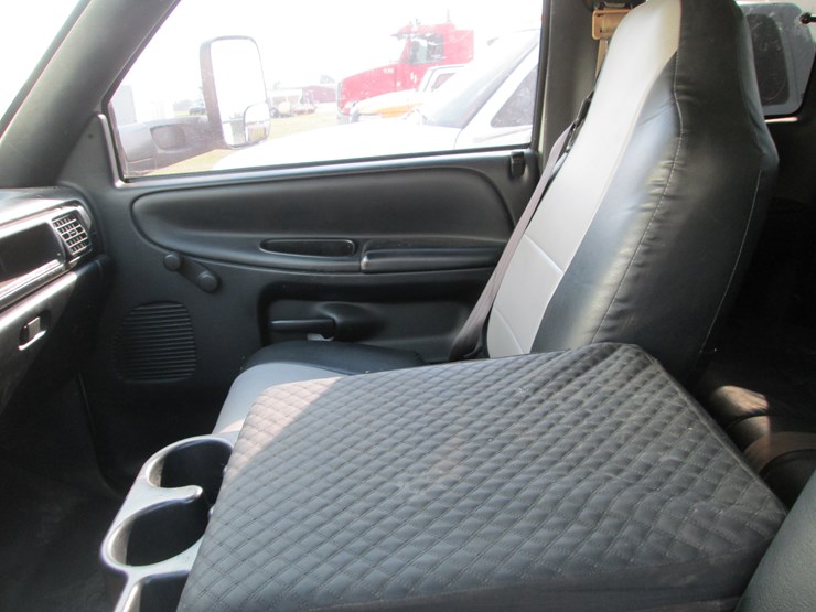 1997-dodge-3500-image-25