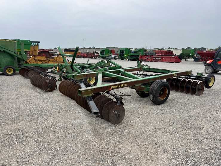 john-deere-637-image-5
