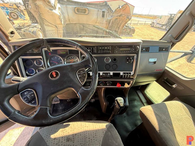 2013-kenworth-t660-image-20
