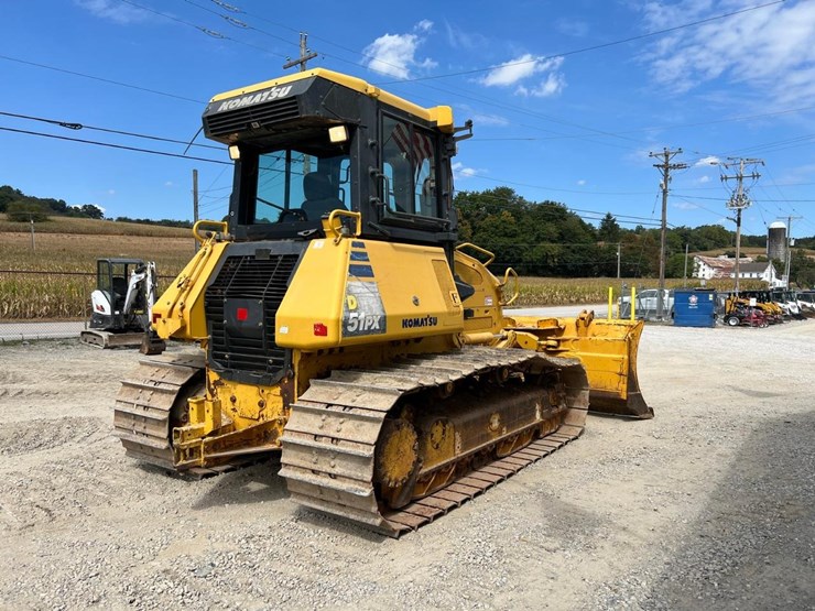 2017-komatsu-d51px-24-image-5