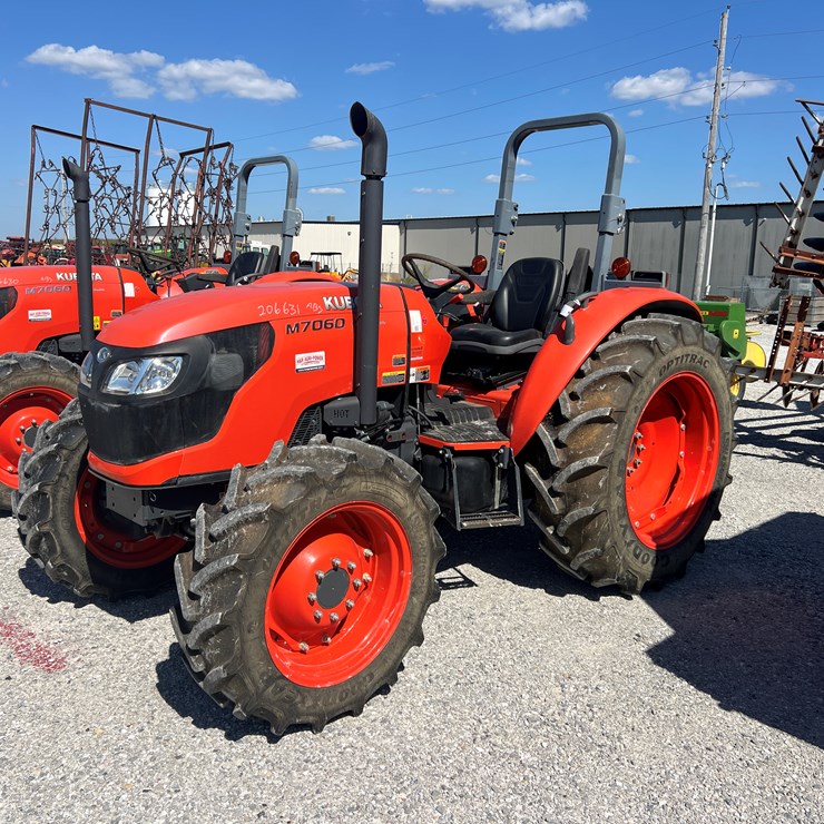 2020 KUBOTA M7060