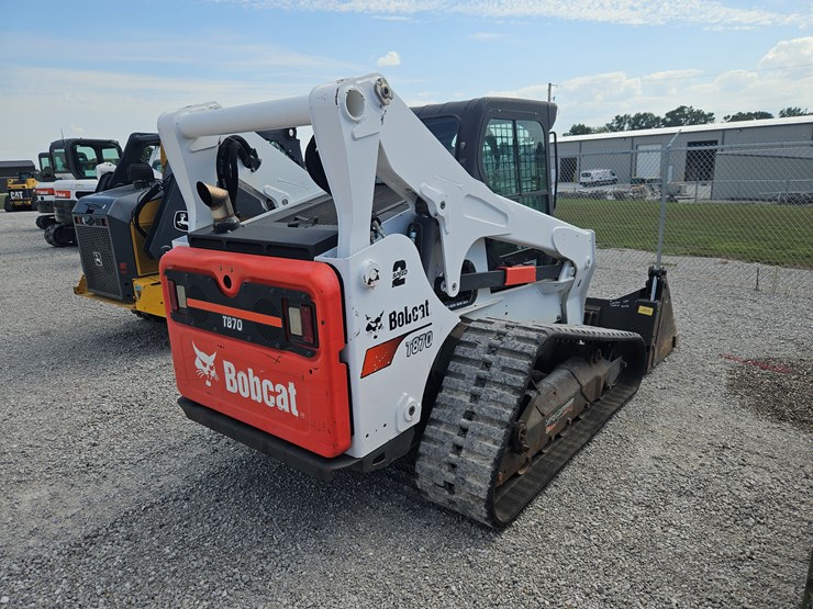 2020-bobcat-t870-image-19