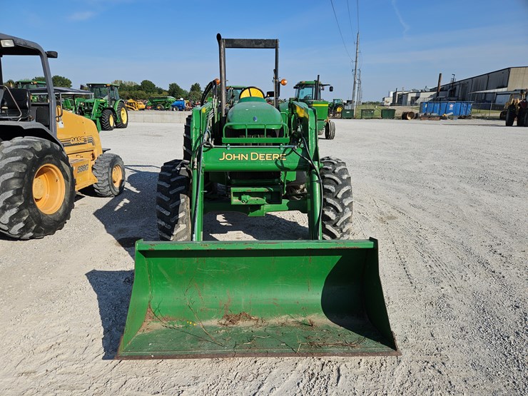2004-john-deere-6320-image-2