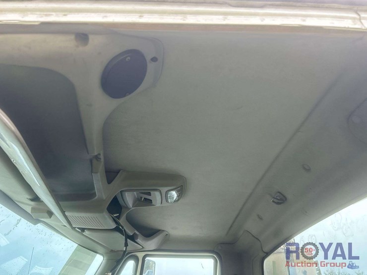 2012-international-prostar-image-14