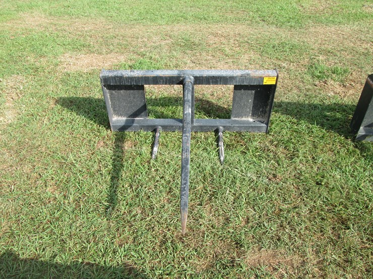 #29290-•-bad-boy-skid-steer-hay-fork-bbfh810200008-image-1