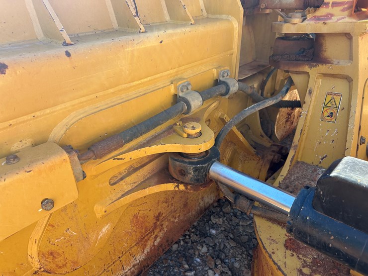 caterpillar-d5-lgp-image-22