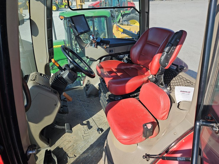 2019-case-ih-magnum-310-image-7