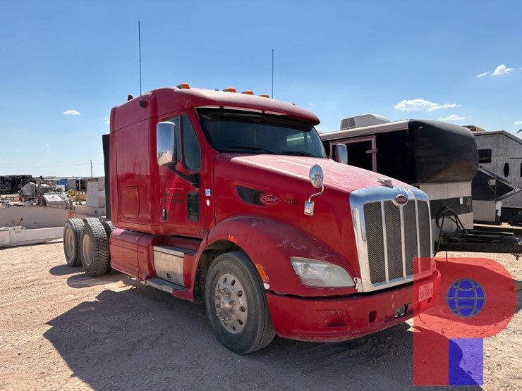 2012-peterbilt-587-image-4