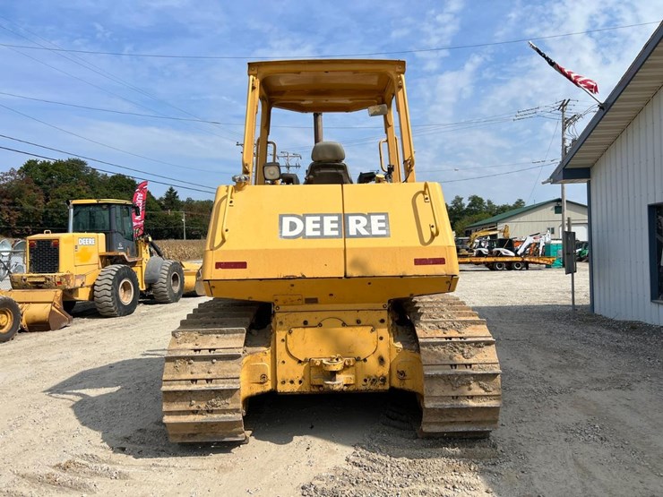 deere-750c-image-4