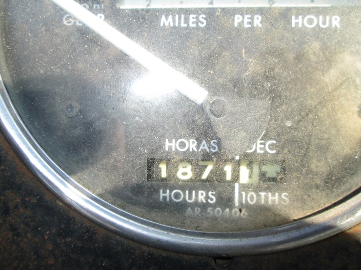 1963-john-deere-3010-image-31