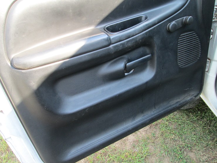 1997-dodge-3500-image-17