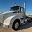 2024-kenworth-t880-image-2