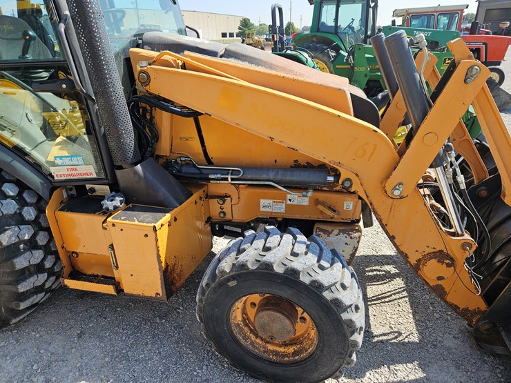 2016-case-590sn-image-24