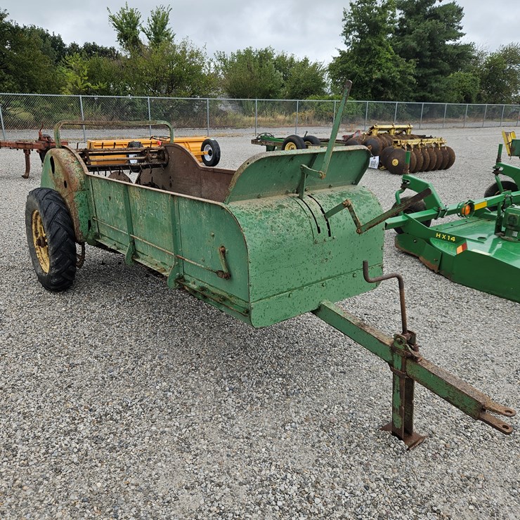 JOHN DEERE H