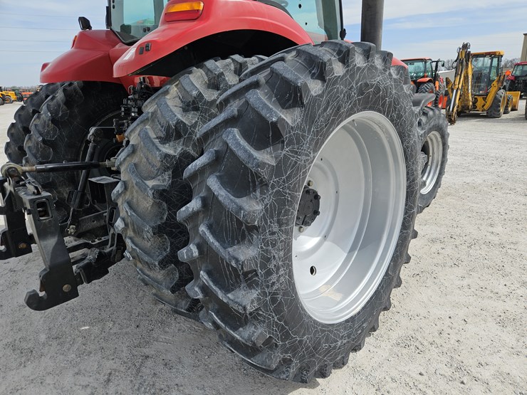 2010-case-ih-magnum-190-image-6