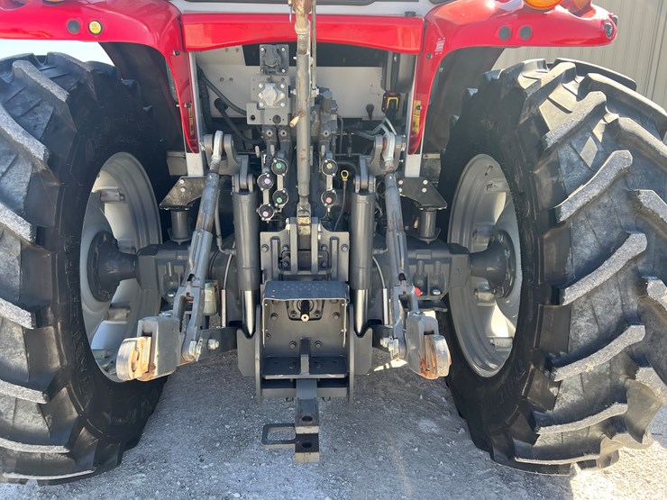 2023-massey-ferguson-7s.155-image-9