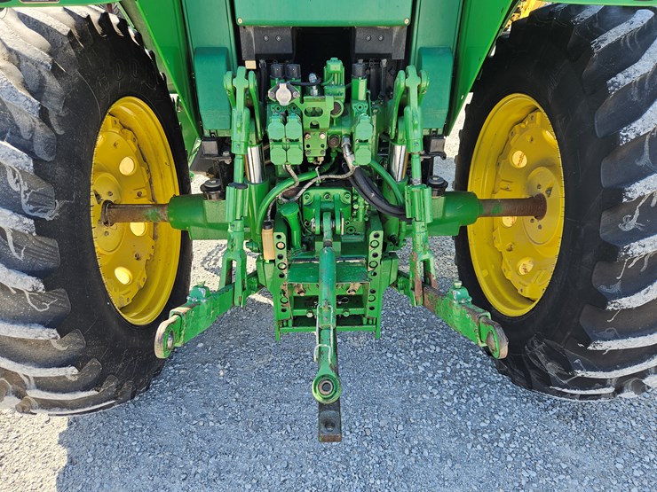 2004-john-deere-7220-image-17