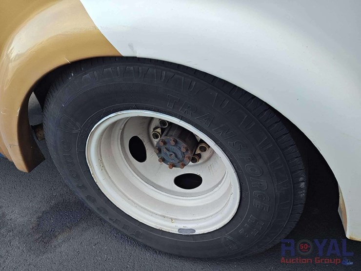 2016-ford-e450-image-36