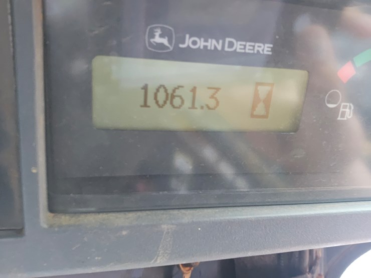 2011-deere-333d-image-10