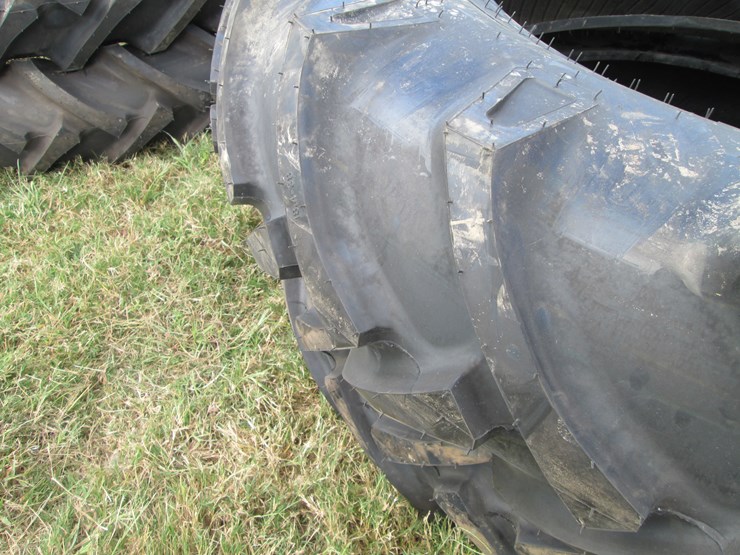 #29234-•-lot-of-(2)-unused-carlisle-18.4-38-tractor-tires-image-3