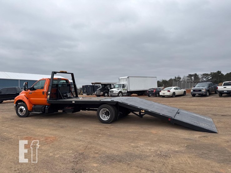 2012-ford-f650-sd-image-4