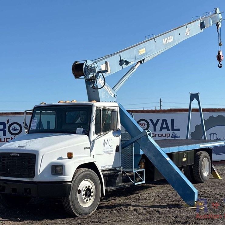 2000 FREIGHTLINER FL70