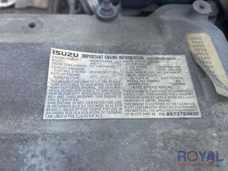 2006-isuzu-npr-image-26
