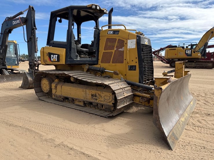 2016-caterpillar-d3k2-lgp-image-4