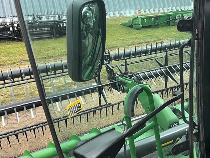 2013-john-deere-s690-image-48