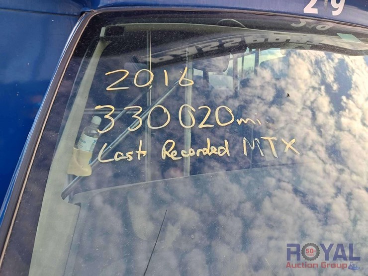 2016-ford-e450-image-7
