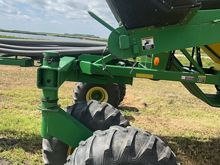 john-deere-1890-image-109