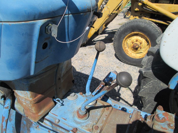 ford-3000-image-21